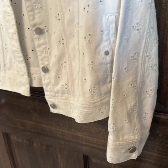 Liverpool Los Angeles White Jean Jacket - Medium. GUC - Picture 7 of 9